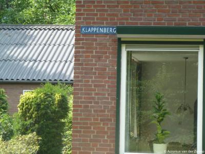 Klappenberg is een buurtschap in de provincie Noord-Brabant, in de regio West-Brabant, en daarbinnen in de streek Baronie en Markiezaat, gemeente Etten-Leur.