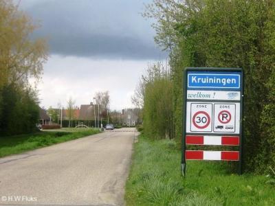 Kruiningen is een dorp in de provincie Zeeland, in de streek Zuid-Beveland, gemeente Reimerswaal. Het was een zelfstandige gemeente t/m 1969.