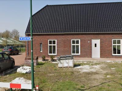 Loo is een buurtschap in de provincie Noord-Brabant, in de regio Noordoost-Brabant, gemeente Bernheze. T/m 1993 gemeente Nistelrode. De buurtschap valt onder het dorp Nistelrode. (© Google StreetView)