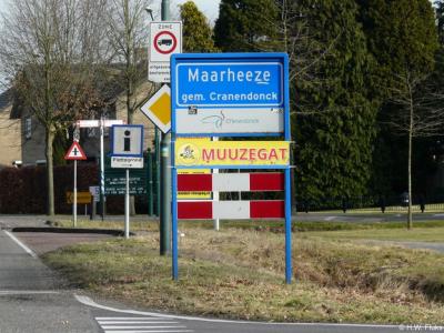 Maarheeze is een dorp in de provincie Noord-Brabant, in de regio Zuidoost-Brabant, en daarbinnen in de streek Kempen, gemeente Cranendonck. Het was een zelfstandige gemeente t/m 1996. Tijdens carnaval heet het dorp Muuzegat.