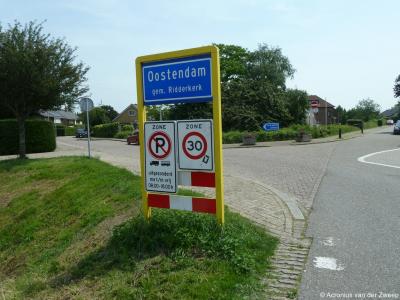 Oostendam is een dorp in de provincie Zuid-Holland, gemeente Ridderkerk.