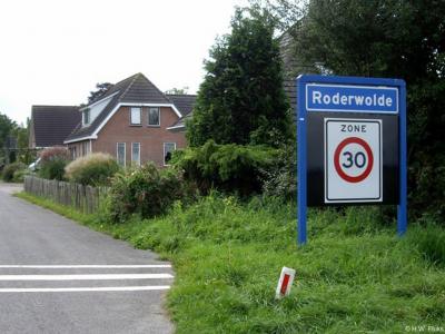 Roderwolde is een dorp in de provincie Drenthe, gemeente Noordenveld. T/m 1997 gemeente Roden.