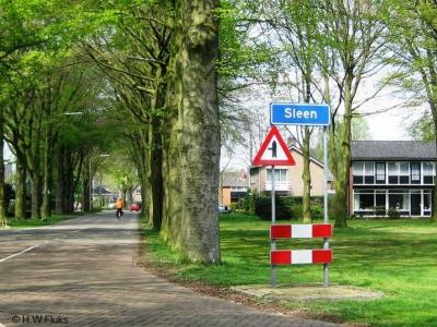 Sleen is een dorp in de provincie Drenthe, gemeente Coevorden. Het was een zelfstandige gemeente t/m 1997.