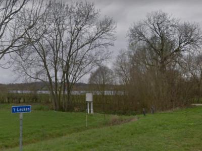 't Leuken is een buurtschap in de provincie Limburg, in de streek Noord-Limburg, gemeente Bergen. De buurtschap valt onder het dorp Well. (© Google StreetView)