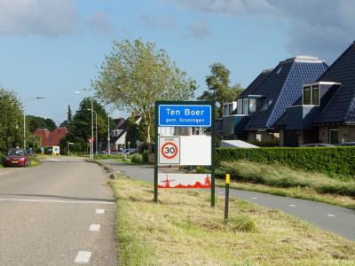 Ten Boer is een dorp in de provincie Groningen, gemeente Groningen. Het was een zelfstandige gemeente t/m 2018.