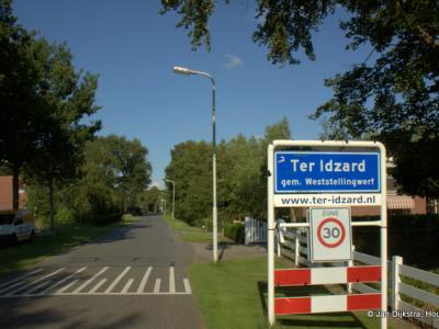 Ter Idzard is een dorp in de provincie Fryslân, in de streek Stellingwerven, gemeente Weststellingwerf.
