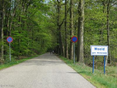 Woold is een buurtschap in de provincie Gelderland, in de streek Achterhoek, gemeente Winterswijk. De buurtschap wordt in het buitengebied al met plaatsnaamborden aangegeven. En zo hoort het natuurlijk ook (maar is helaas nog lang niet overal het geval).